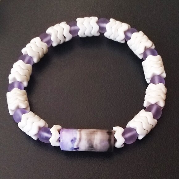 Boho! Lilac Lavender + Creamy White Soft Bangle Bracelet! Small 6-6.75" Wrists - Picture 2 of 6